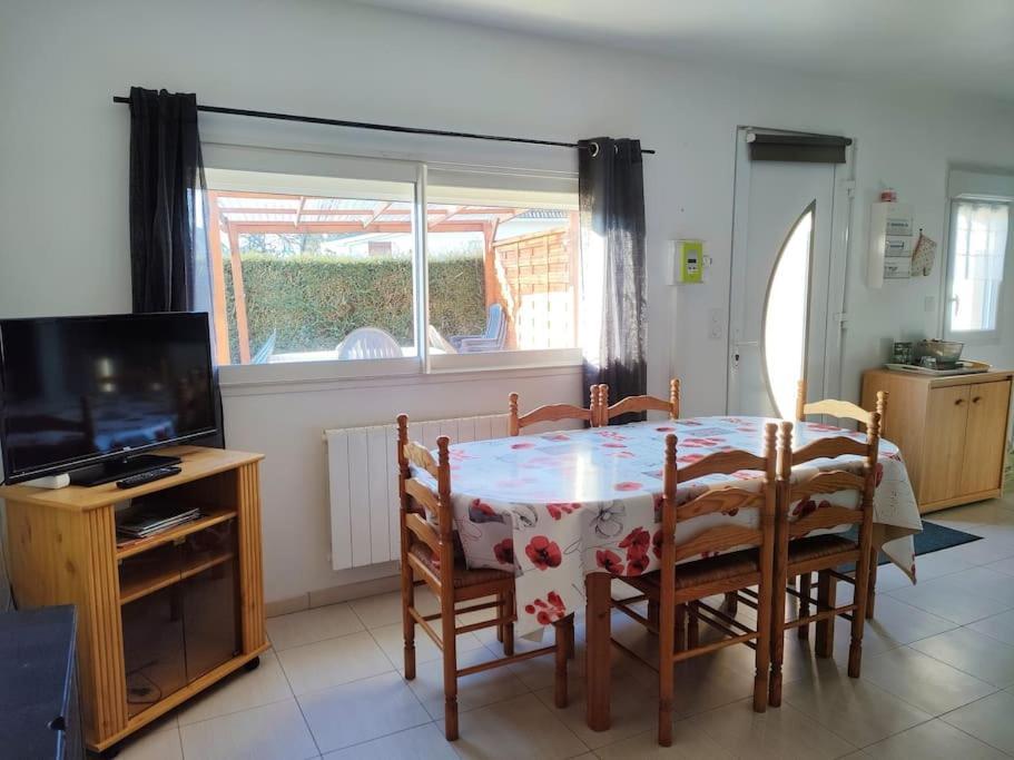 Maison Cosy A Proximite De La Plage Hermanville-sur-Mer Exterior photo